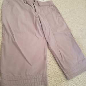 COPY - Women's size 10 Merrell capris